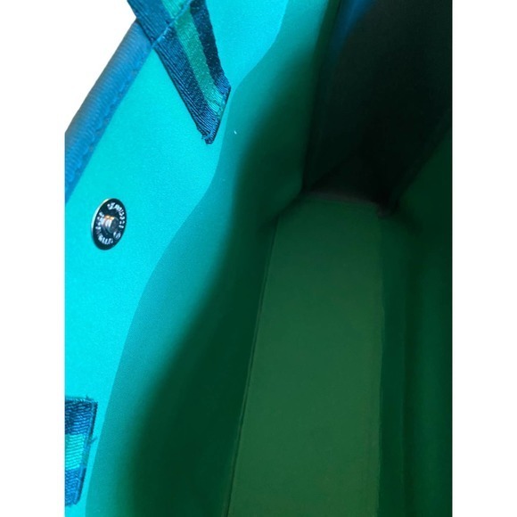 New! Summersalt The Perfect Beach Tote Neoprene Bag Carryall FAB FIT Green OS - Picture 5 of 6